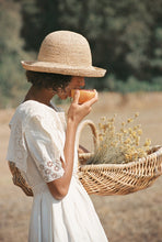 Load image into Gallery viewer, Raffia Cruiser